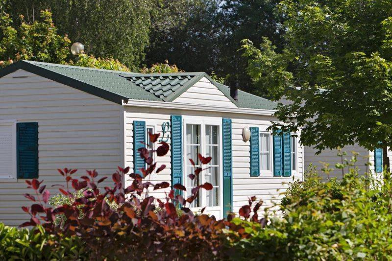 Camping Le Caussanel Hotel Canet-de-Salars Eksteriør billede