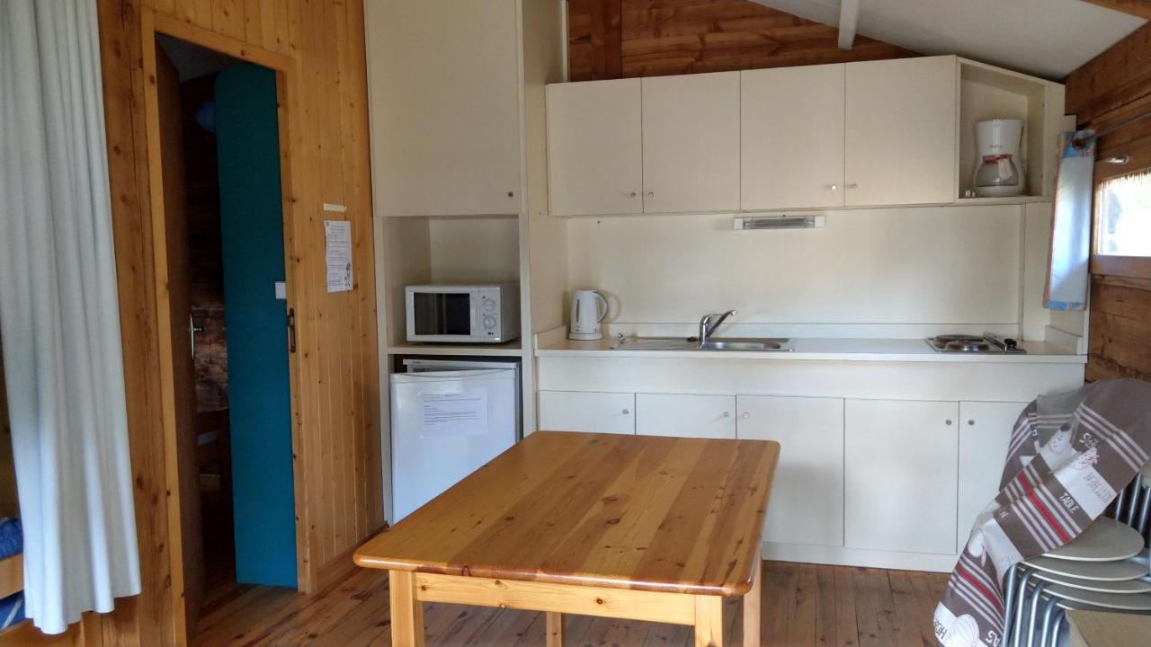 Camping Le Caussanel Hotel Canet-de-Salars Eksteriør billede