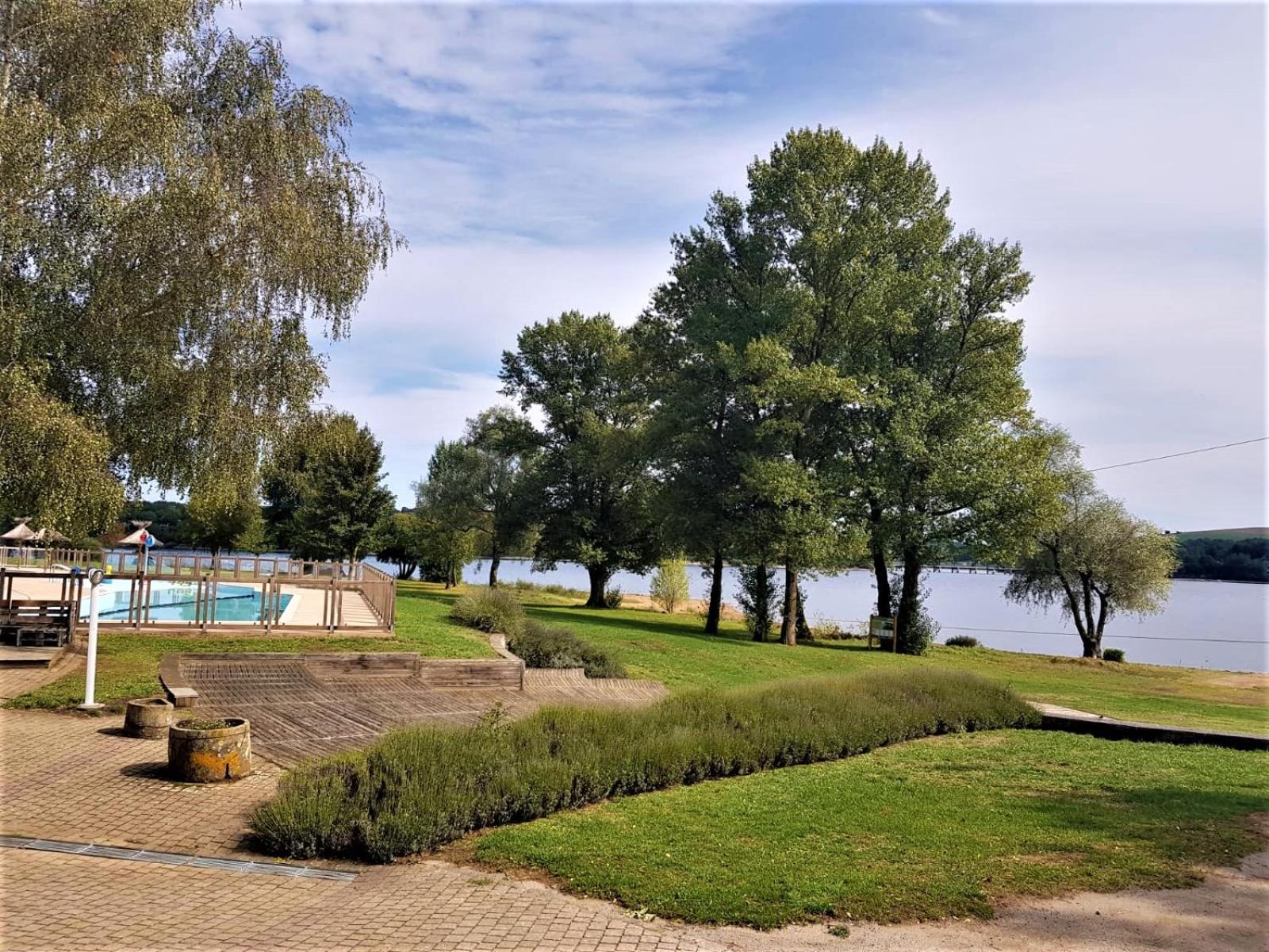Camping Le Caussanel Hotel Canet-de-Salars Eksteriør billede