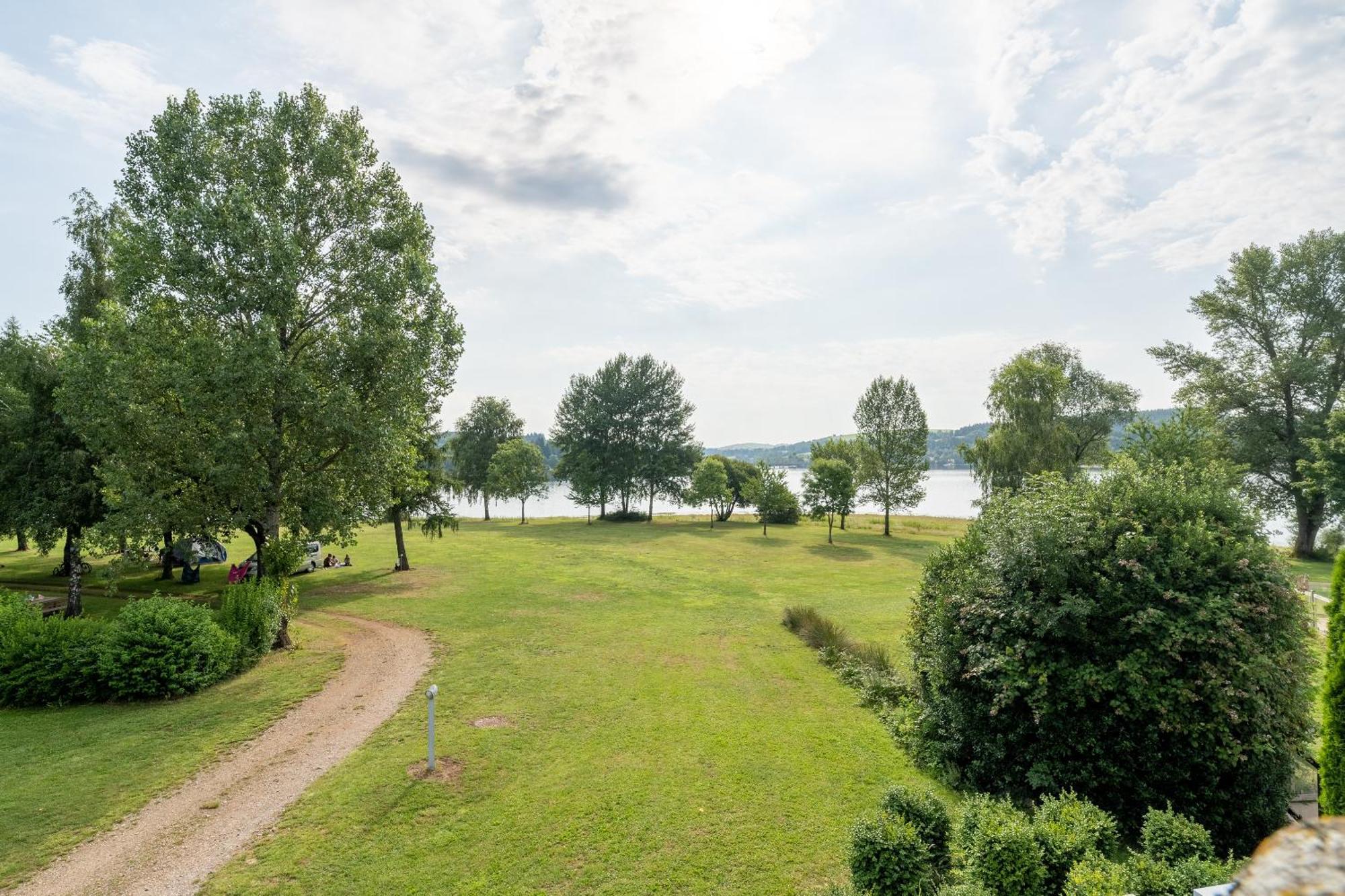 Camping Le Caussanel Hotel Canet-de-Salars Eksteriør billede