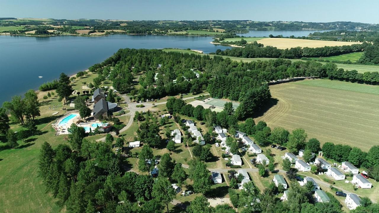 Camping Le Caussanel Hotel Canet-de-Salars Eksteriør billede