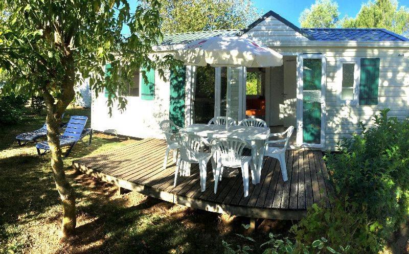 Camping Le Caussanel Hotel Canet-de-Salars Eksteriør billede